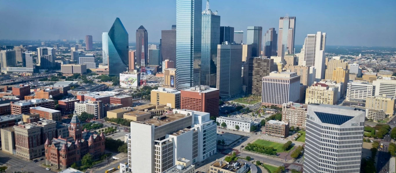 Τέξας ΗΠΑ: Δυο εβδομάδες με άρση μέτρων και τα κρούσματα μειώνονται - Να πώς επιστρέφουν στην κανονικότητα